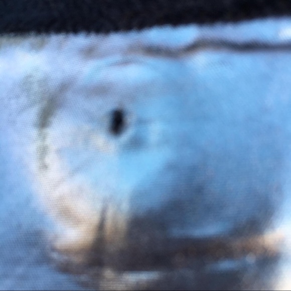 Calvin Klein Silver Puffy Performance Vest - Picture 6 of 8